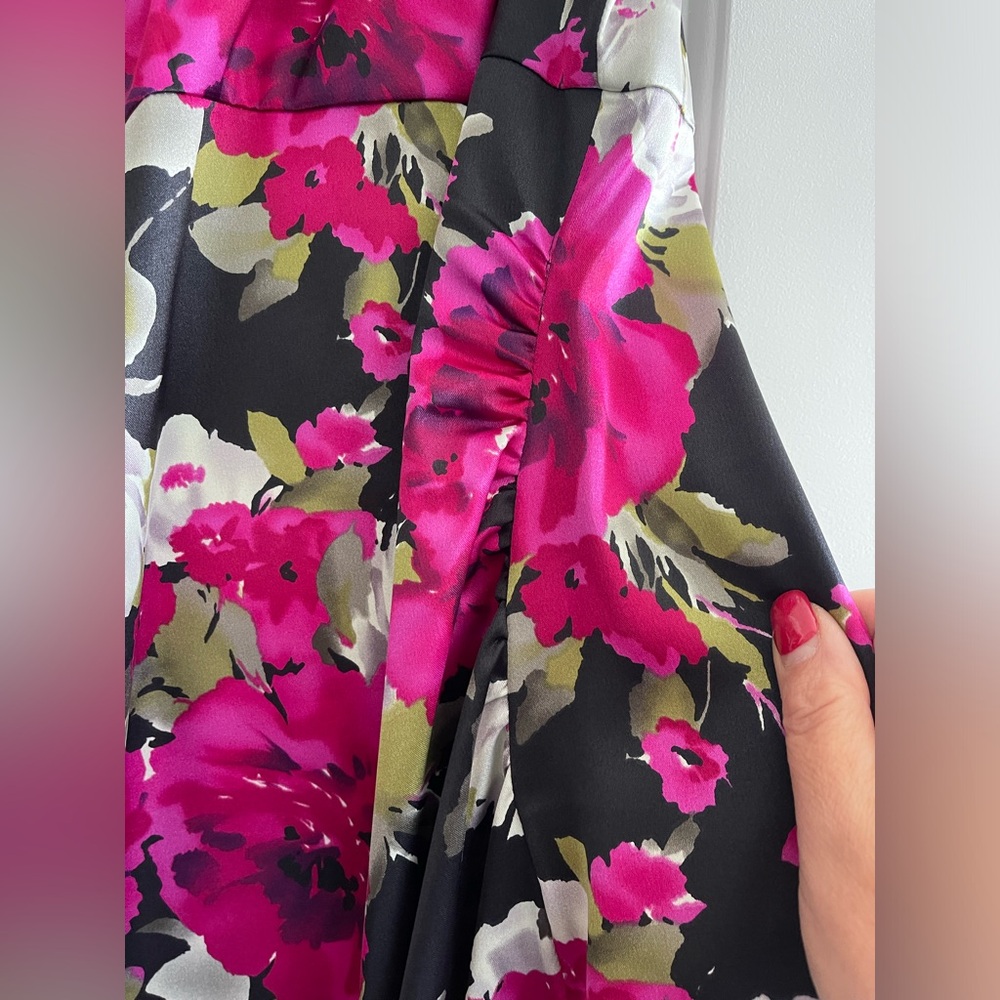 EUC! Maggy London Floral Midi Dress Sleeveless Scoop Neck - Picture 11 of 11